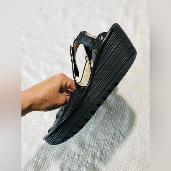 Fly London Wedges - Picture 4 of 11